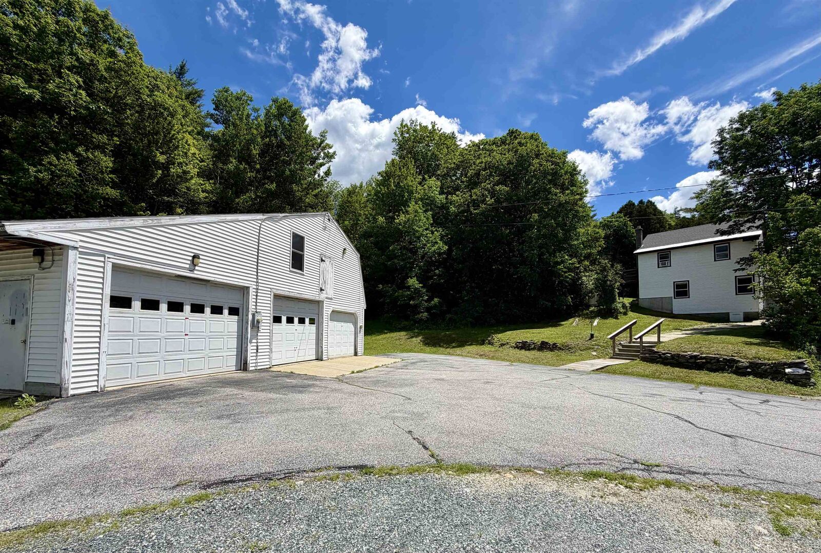 Property Photo:  892 South Main Street  NH 03773 