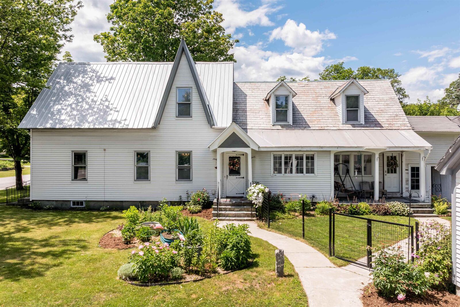 Property Photo:  147 Park Street  VT 05156 