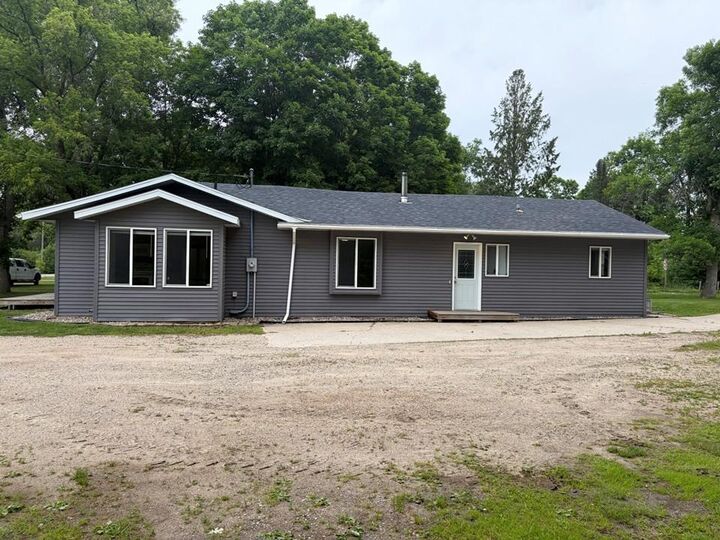 Property Photo:  106 Cornwell Avenue  MN 56567 