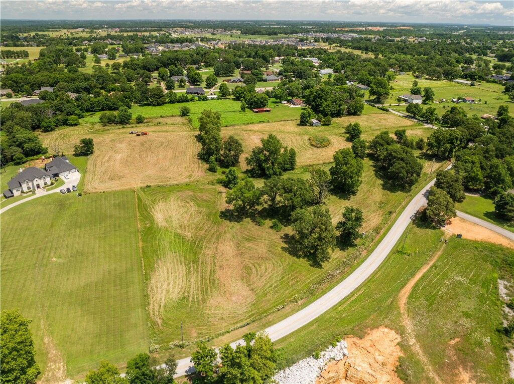 Property Photo:  Tract 1 5 Acres E Lake Road  AR 72762 