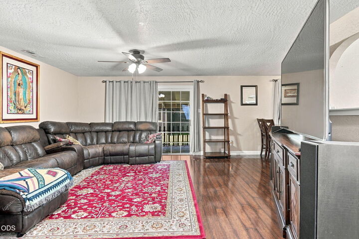 Property Photo:  2695 Merriman Road  OR 97501 