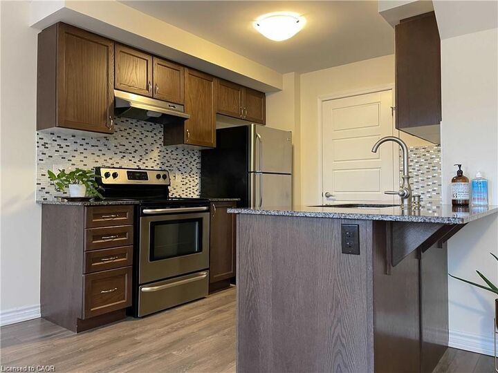 Property Photo: 86 Daylily Lane ON N2R 0L7