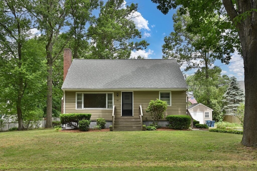 Property Photo:  68 Kernwood Ave  MA 01876 