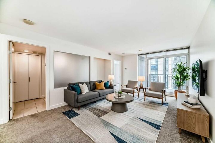 1110 11 Street SW 909 — photo 1