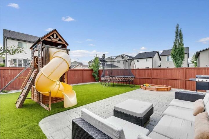 Property Photo: 29 Copperpond Parade SE AB T2Z 5A8