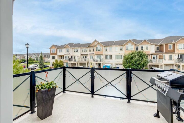 Property Photo: 162 Windstone Mews SW AB T4B 3X4