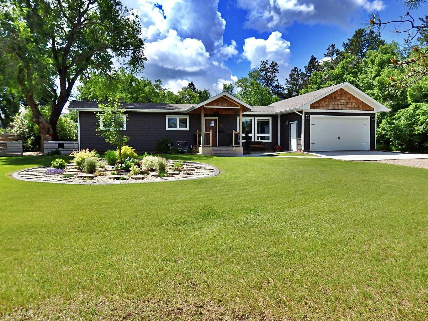 Property Photo:  6019 52 Avenue  AB T9X 1X3 