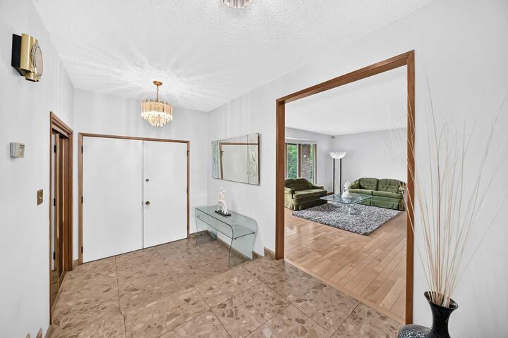 Property Photo: 3407 50 Street NW AB T3A 0E3
