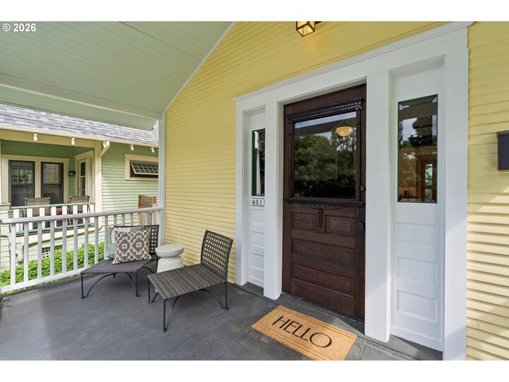 Property Photo:  4011 SE Salmon St  OR 97214 