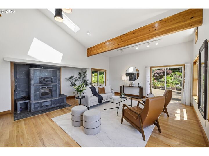 Property Photo:  87151 Kellmore St  OR 97402 