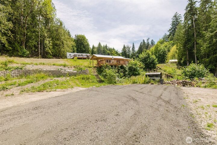 Property Photo: 200 E Cove Drive WA 98528