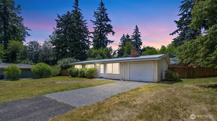 Property Photo:  11205  4th Place S  WA 98168 