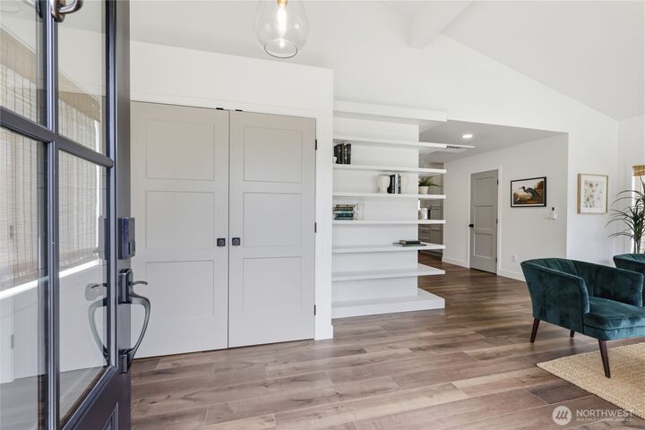 Property Photo:  384  Ruth Lane  WA 98310 
