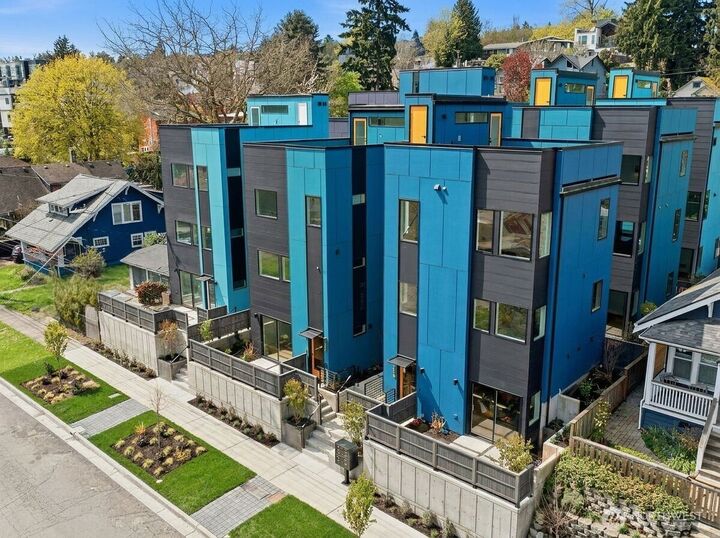 Property Photo:  4517  35th Avenue S A  WA 98118 