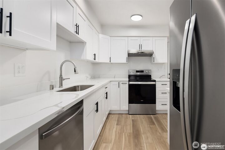 Property Photo:  9  76th Street SE  WA 98203 
