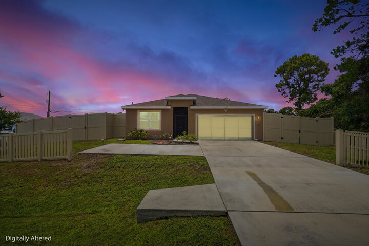 Property Photo:  1572 SW Paar Drive  FL 34953 