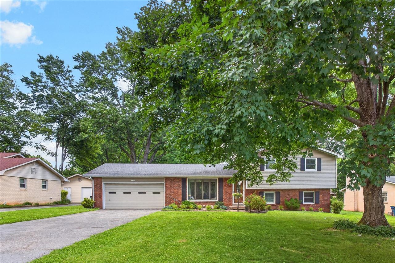 Property Photo:  2756 Cheyenne Drive  KY 42104 