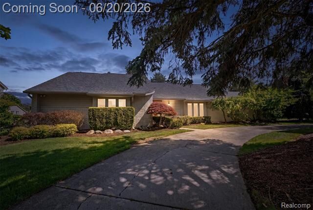 Property Photo: 4771 Mada Court MI 48322