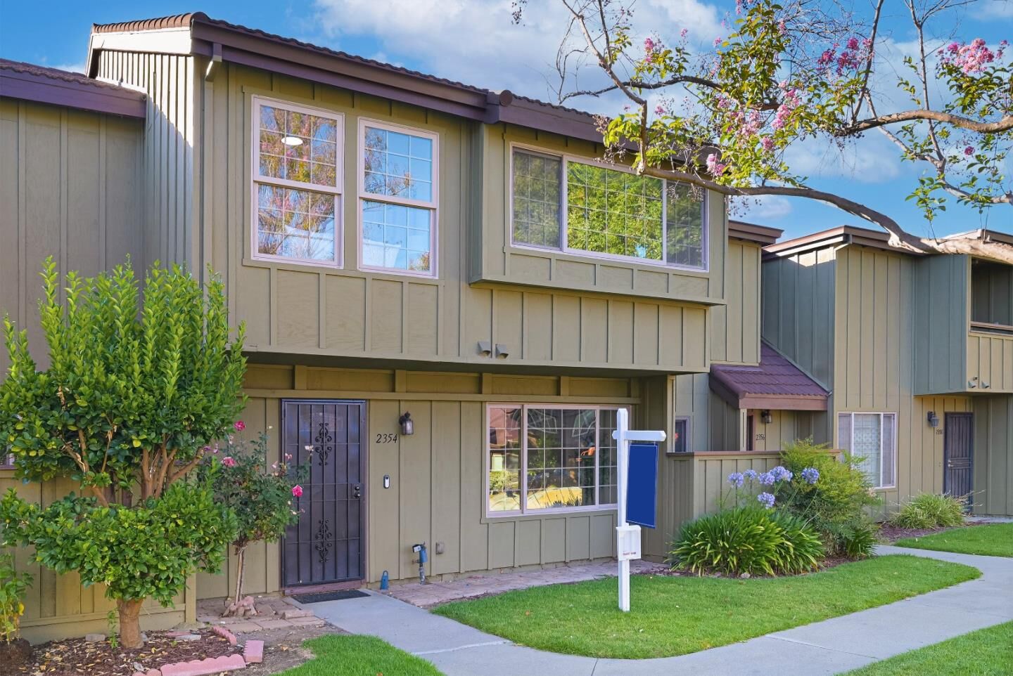 Property Photo: 2354 Bear Valley Lane CA 95133