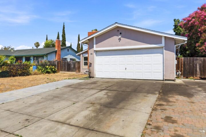 Property Photo:  1575 Denali Way  CA 95122 