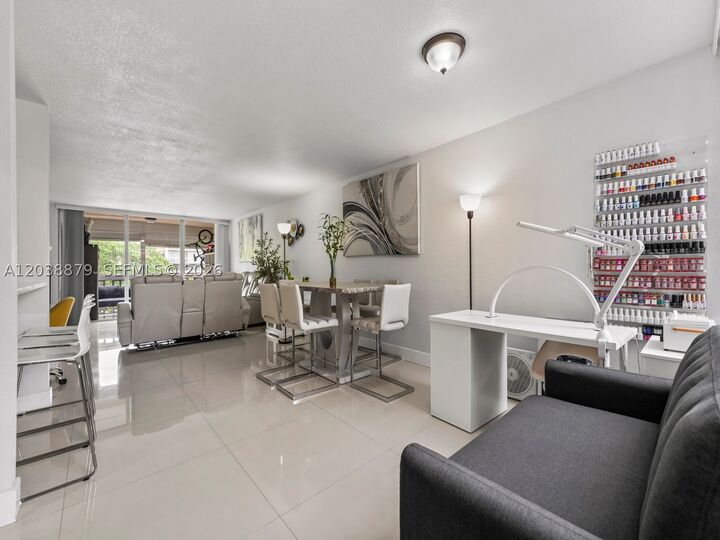 Property Photo:  7021 Environ Blvd 320  FL 33319 