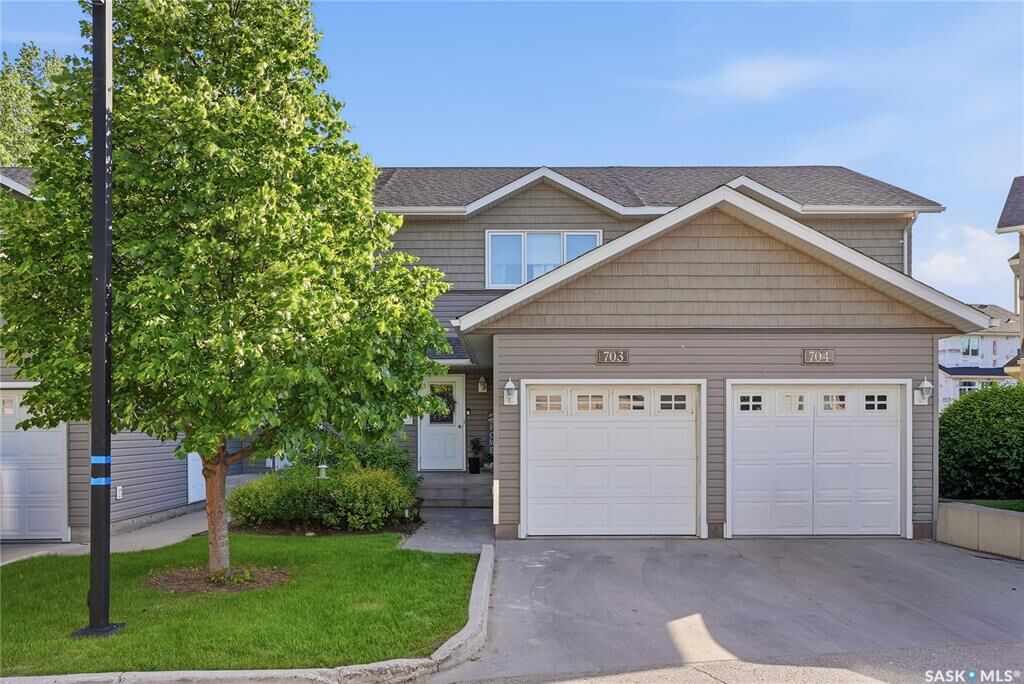 Property Photo:  715 Hart Road 703  SK S7M 3Y8 