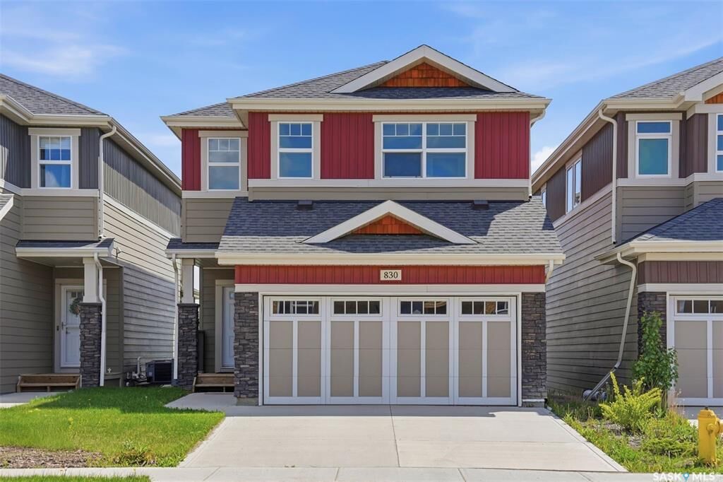 Property Photo:  830 Kensington Boulevard  SK S7L 6H1 