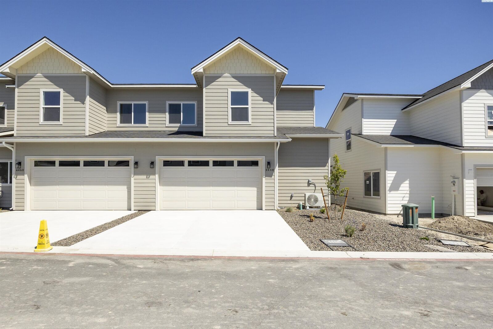 Property Photo:  4448 Conifer St  WA 99353 