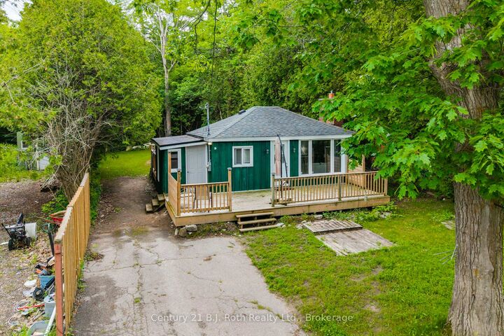 Property Photo:  23 Earldom Boulevard  ON L0K 1R0 