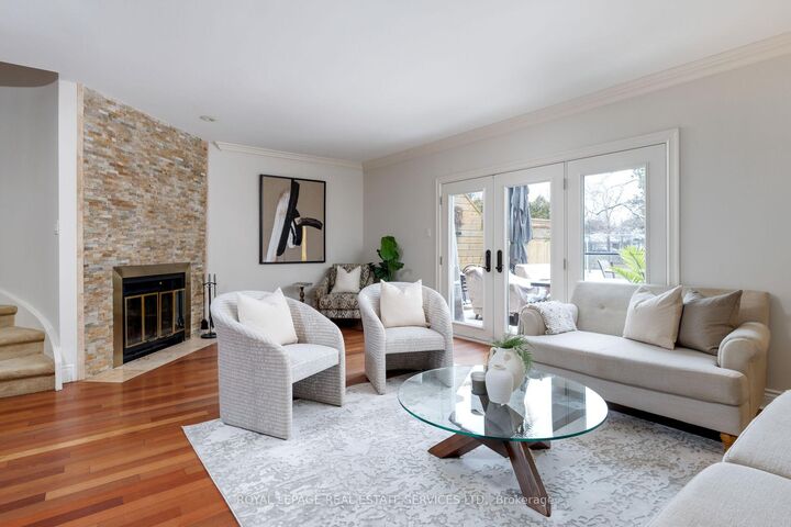 Property Photo: 68 Tradewind Drive ON L6L 6K8
