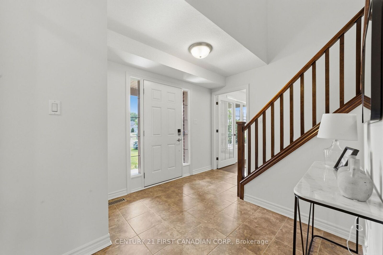 Photo de la propriété: 126 Radcliffe Crescent ON N0M 2J0