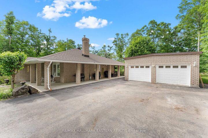 139 Lakeland Avenue — photo 1