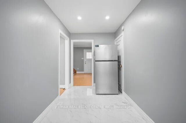 Property Photo: 53 Farmhill Court ON M1B 2M1