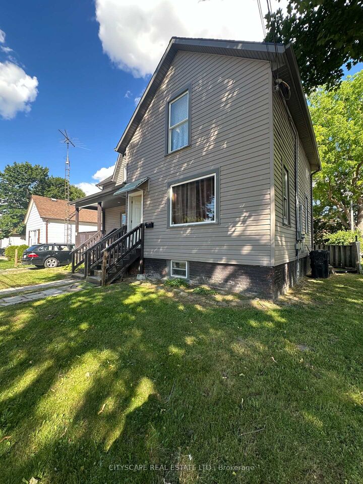 Property Photo: 102 Gray Street ON N7M 1S9
