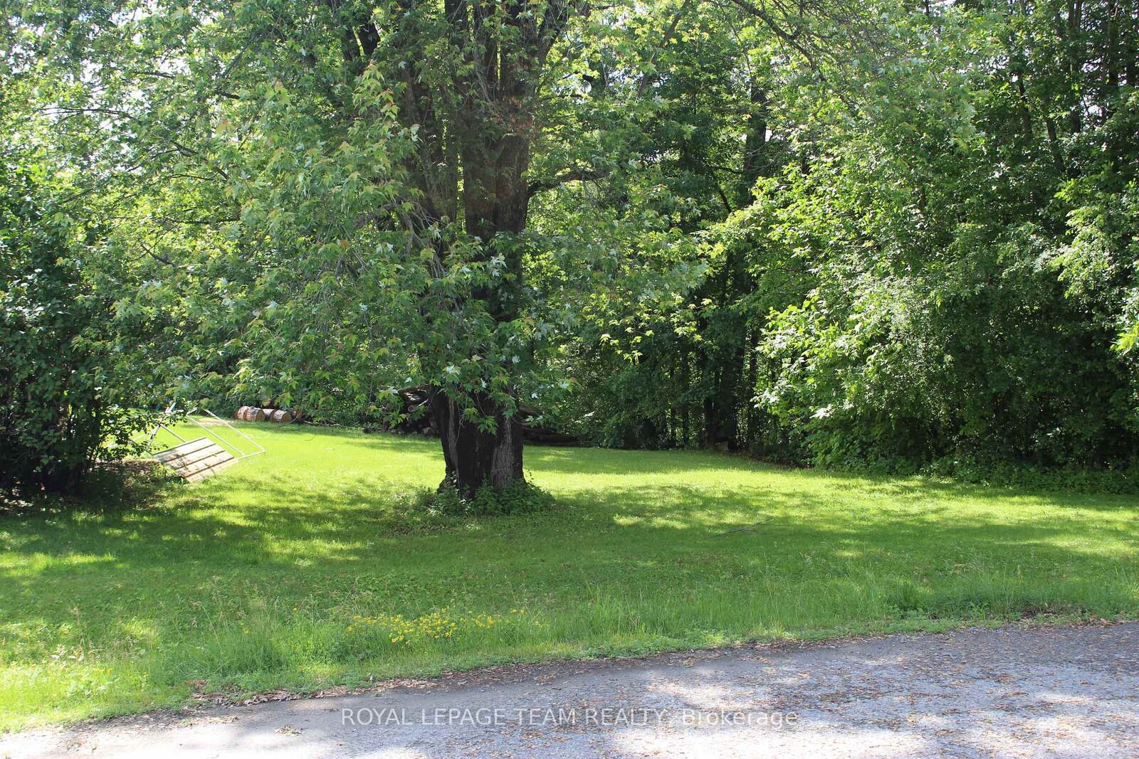 Property Photo:  129 Ward Court  ON K0A 1X0 