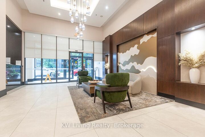 Property Photo: 4065 Brickstone Mews 1502 ON L5B 0G3