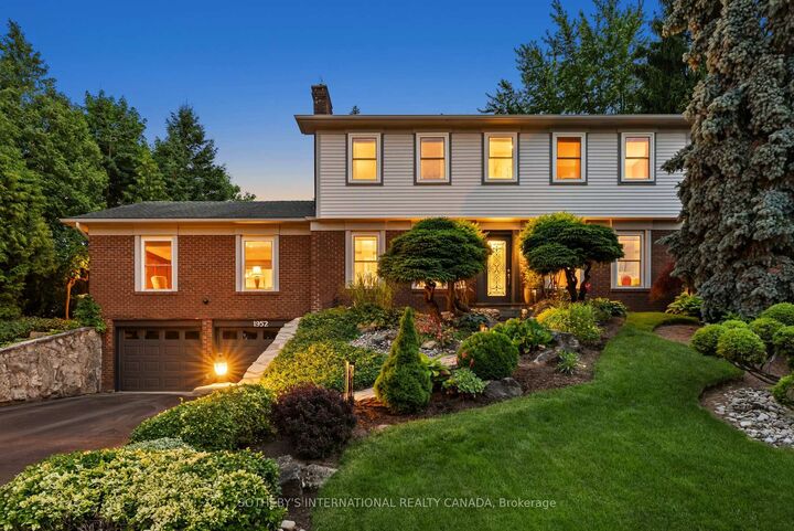 1952 Edenvale Crescent — photo 1
