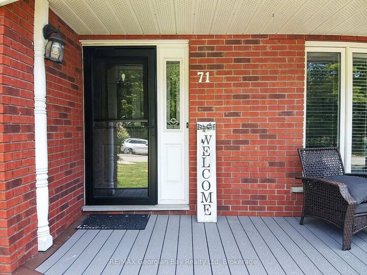 Property Photo: 71 Lorne Avenue ON L9M 1H8