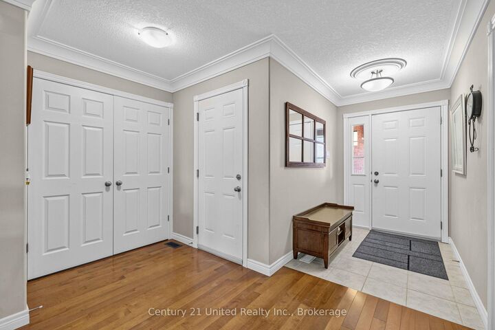 Photo de la propriété:  41 Darrel Drain Crescent  ON K0L 2V0 