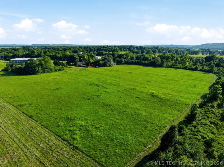 Property Photo:  1100 Knapp Avenue  OK 74469 