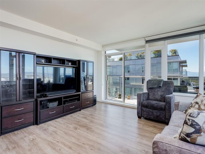 Property Photo:  845 Johnson St #2005  BC V8W 0G3 