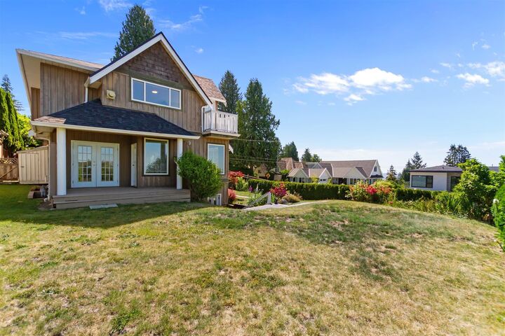 Property Photo: 186 E Braemar Road BC V7N 1P9