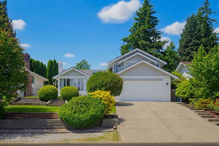 32562 Murray Avenue — photo 1