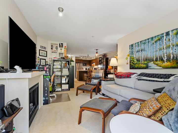 Property Photo: 4868 Brentwood Drive 311 BC V5C 0C2