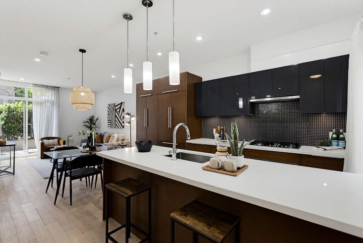 Property Photo: 637 Victoria Drive BC V5L 0C3