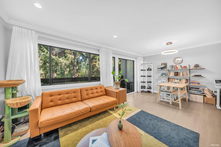 Property Photo:  7321 Montecito Drive 7  BC V5A 1R2 