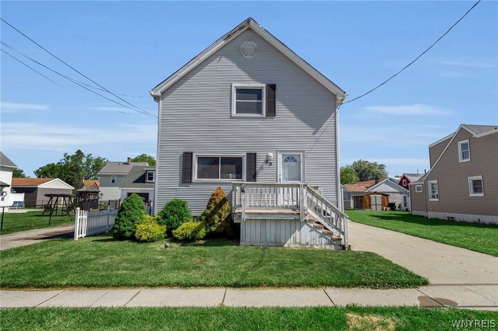 Property Photo:  90 Keever Avenue  NY 14218 