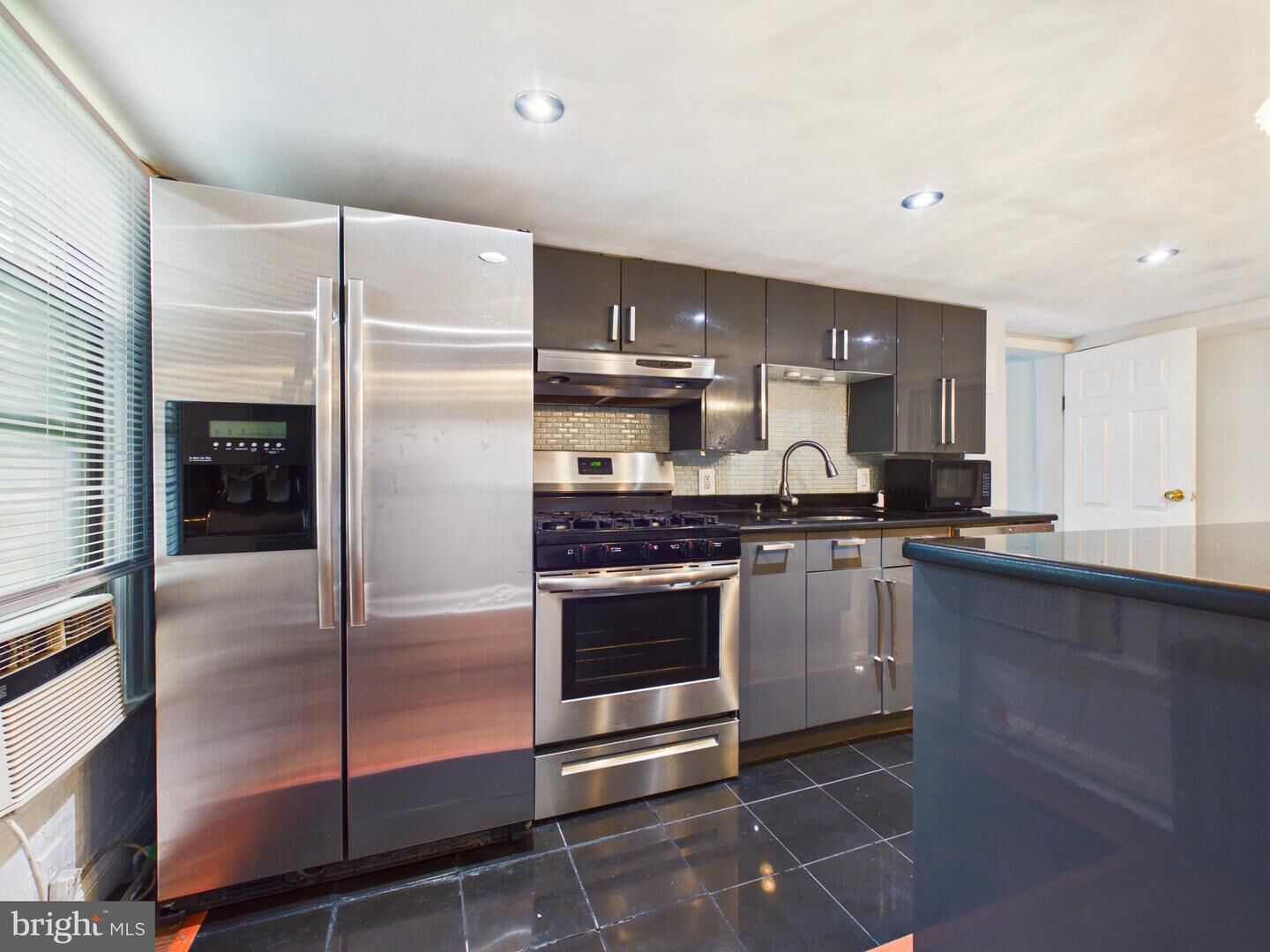 Property Photo:  1409 Monroe Street NE #2  DC 20017 