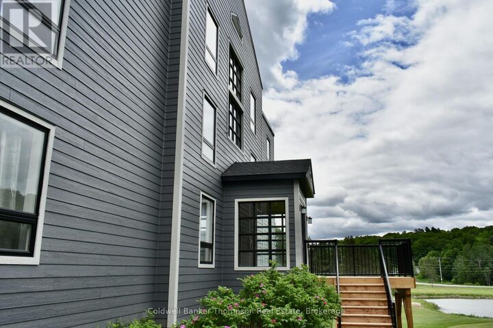 Photo de la propriété: 1235 Deerhurst, Summit Lodge Drive 54-208 ON P1H 2E8