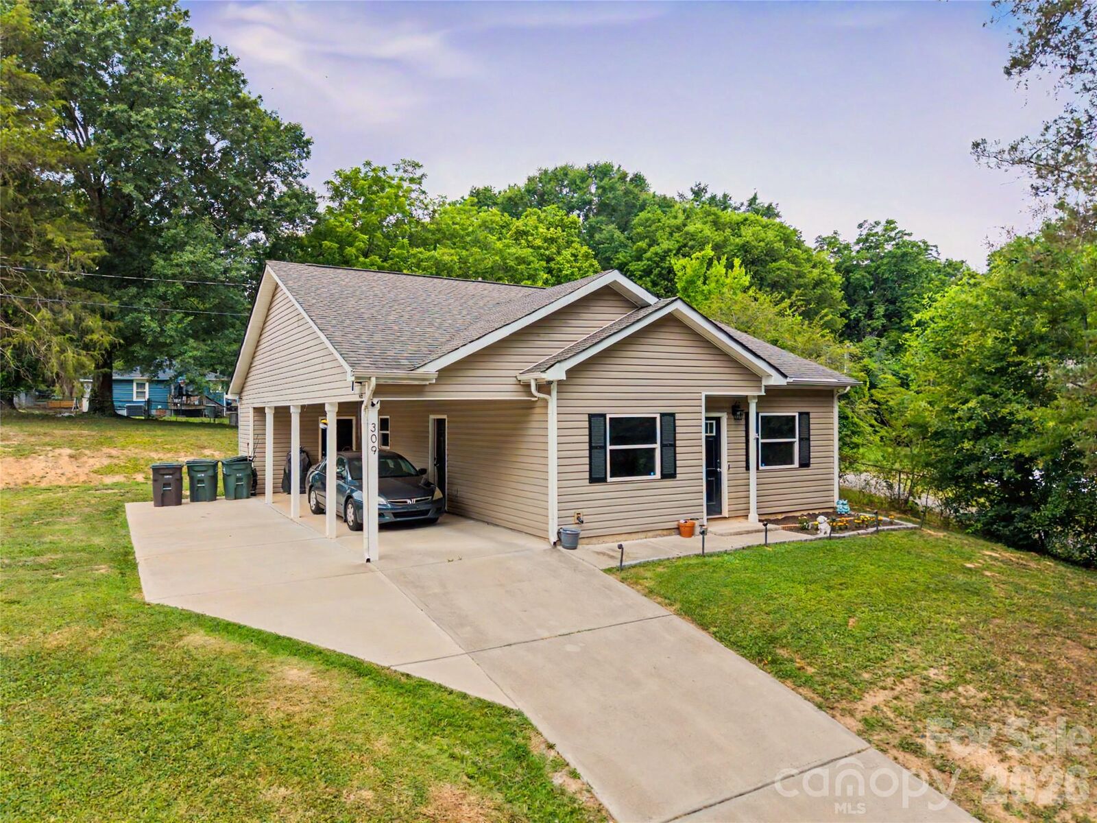 Property Photo: 309 James Street NC 28052